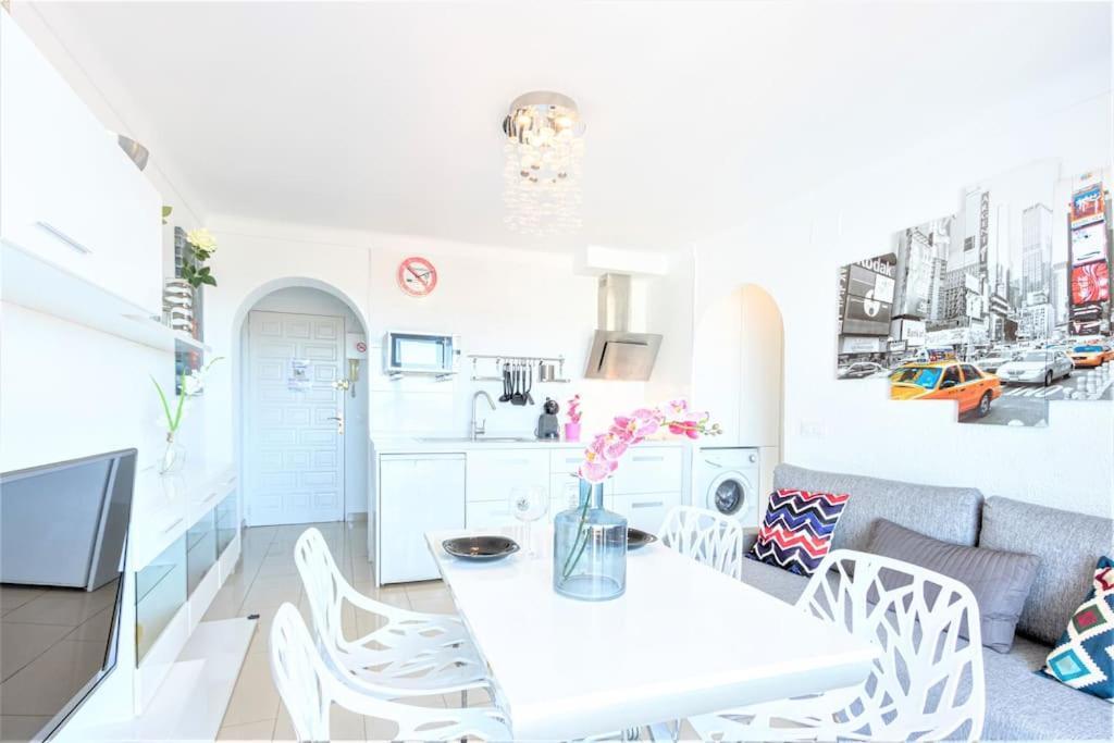Silv13-Beach, Clima, Wifi, Nice Views Emporda Apartment Empuriabrava Bagian luar foto
